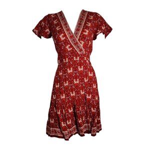 Zesica Dress Womens Size Small Red White Floral Wrap NEW NWT Flowy Lightweight
